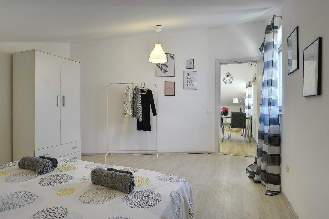 Apartment Niko 普拉 外观 照片