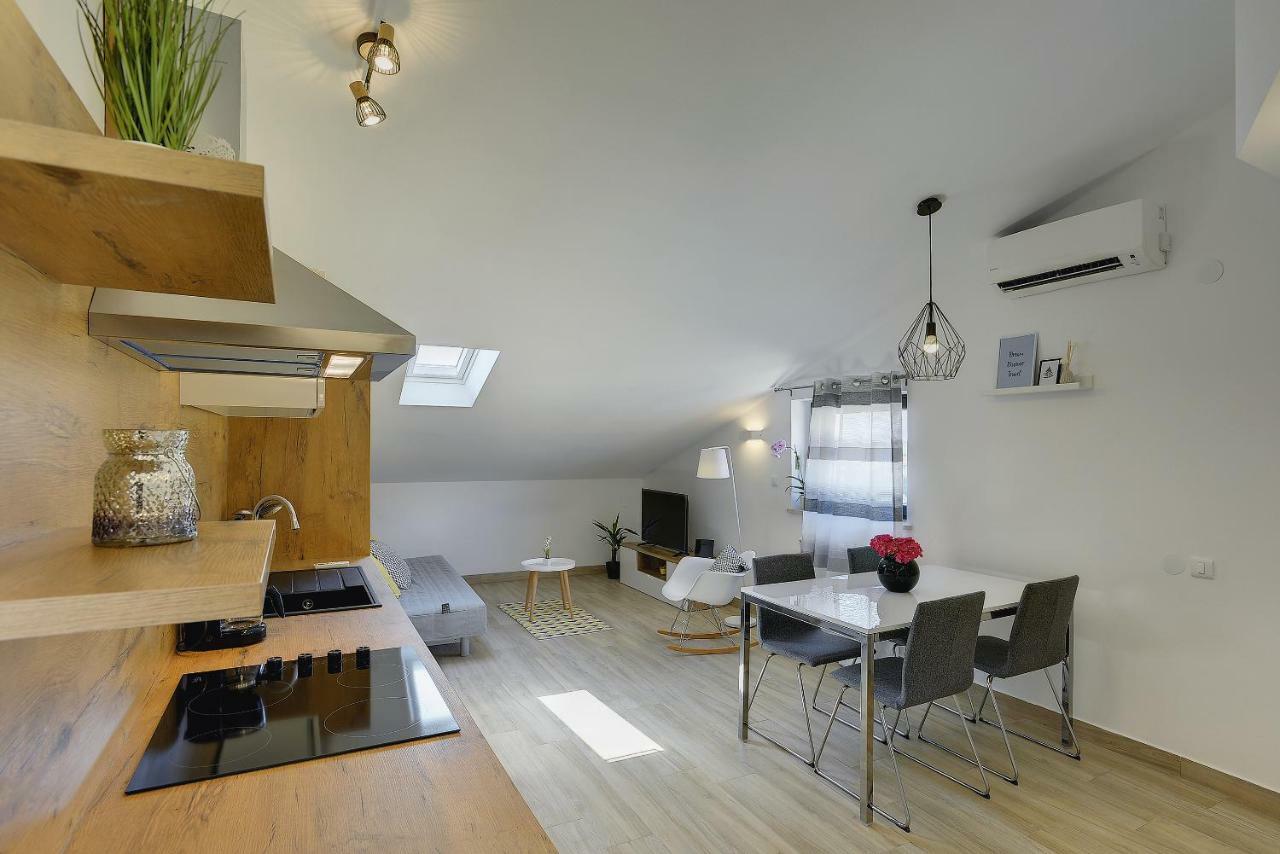 Apartment Niko 普拉 外观 照片